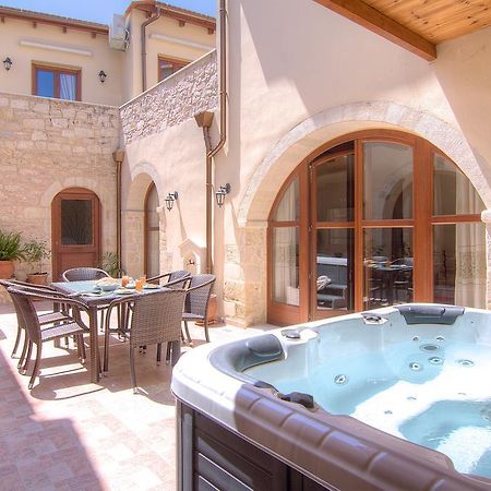 Askoutsi Manor, A Natural Tranquil Retreat, By Thinkvilla Agios Ioannis  Exteriör bild