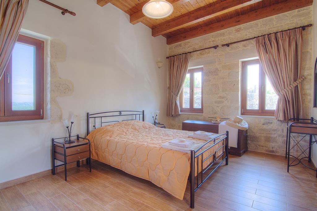 Askoutsi Manor, A Natural Tranquil Retreat, By Thinkvilla Agios Ioannis  Exteriör bild